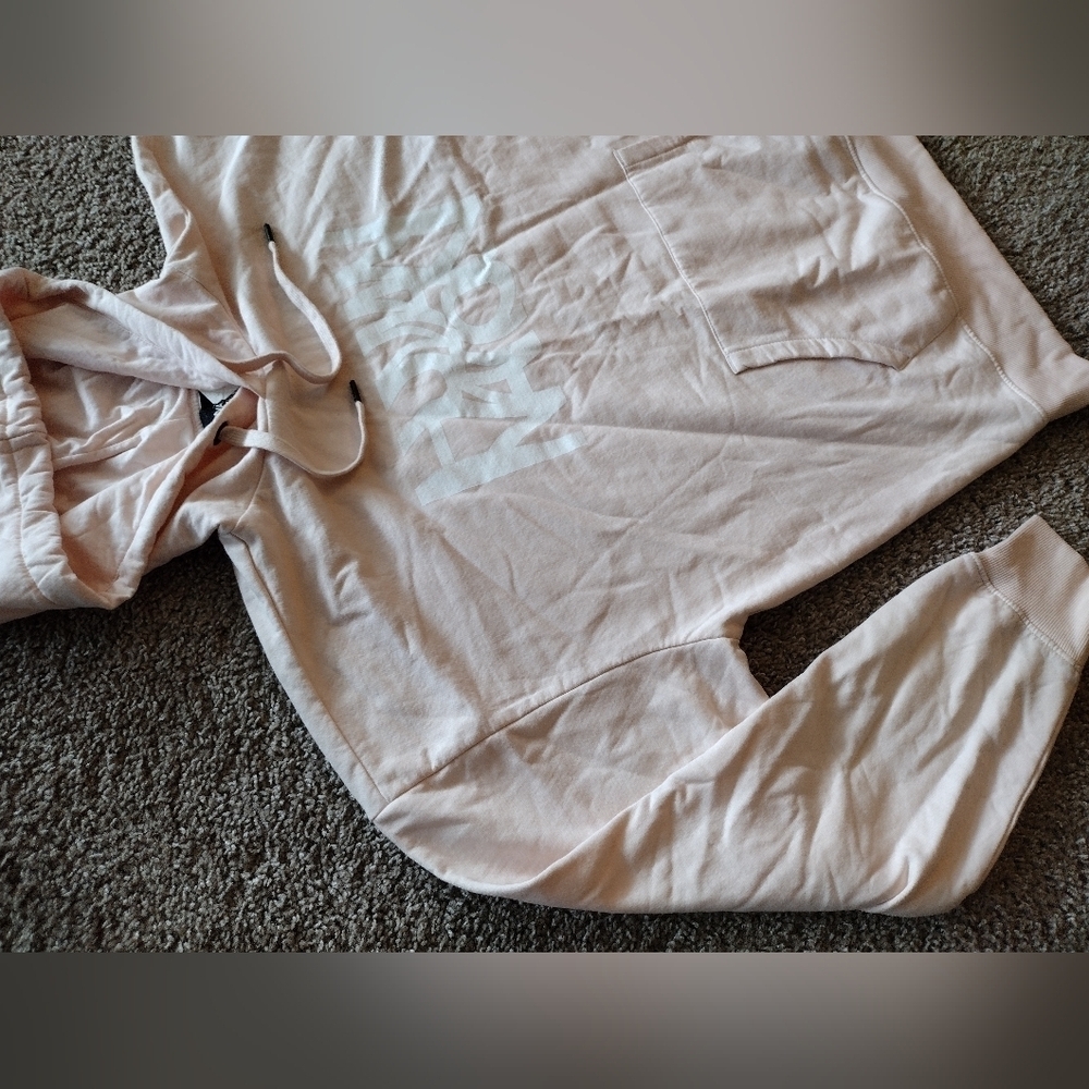 Human Nation Light Pink Pullover Hoodie NWT - Picture 4 of 8